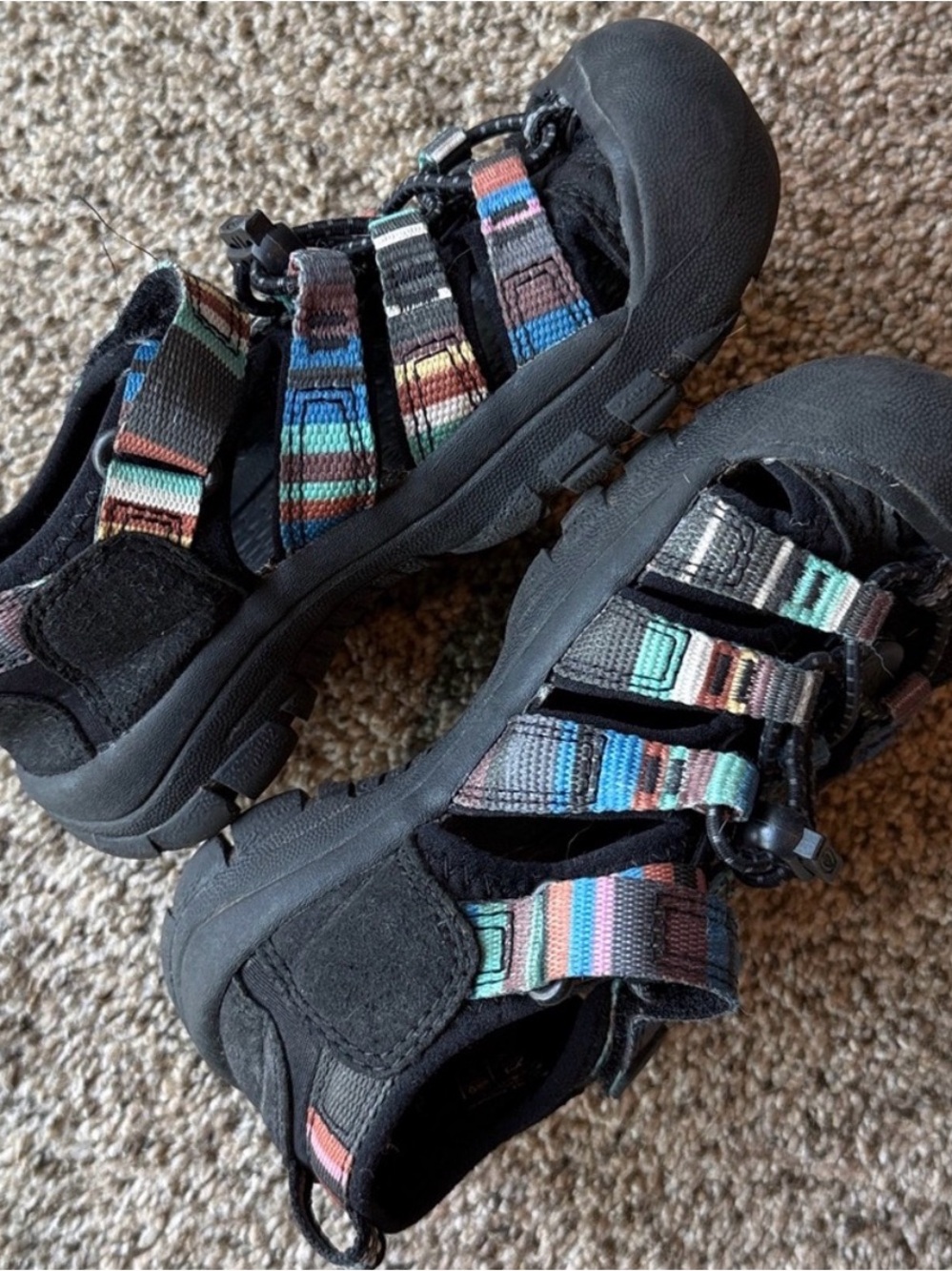 Keen Kids Black Sport Sandals with Multicolor Striped Webbing - Picture 5 of 7